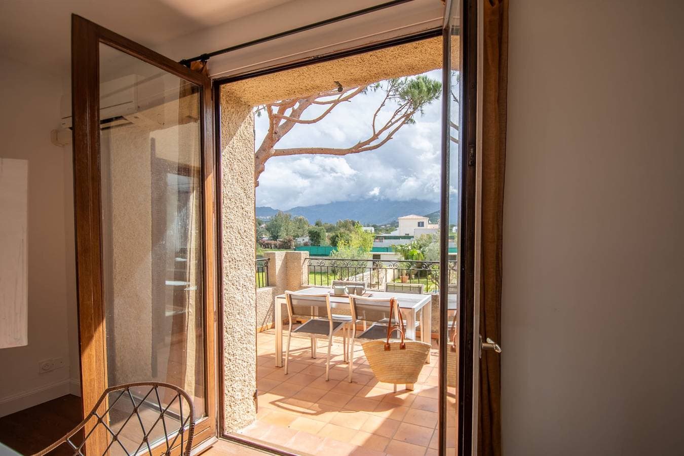 Foto 7 von 29: Ferienwohnung für 4 Personen mit Garten