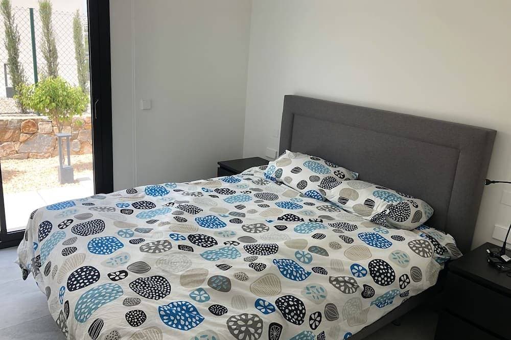 Foto 4 von 30: Moderne (brandneue) Luxusvilla Mandarino 19 im besten Golfresort Las Colinas