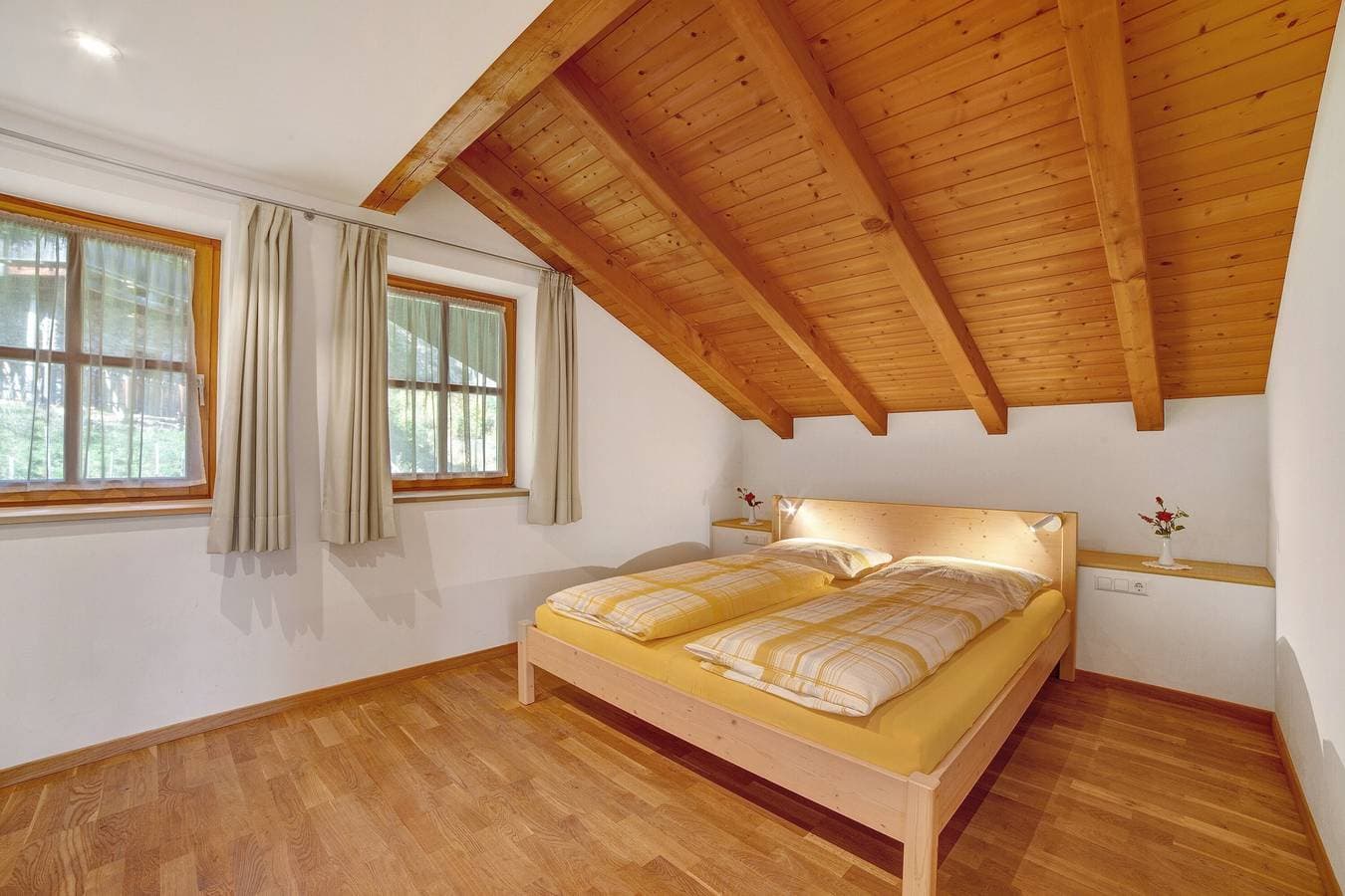 Foto 9 von 20: Ferienwohnung 'Ausergrubhof Wohnung Partschins' mit Bergblick, Gemeinschaftsgarten und WLAN