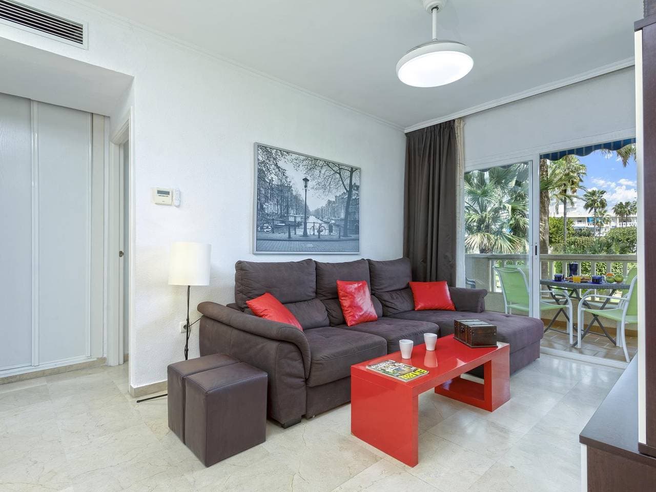 Foto 3 von 30: Ferienwohnung für 4 Personen mit Balkon
