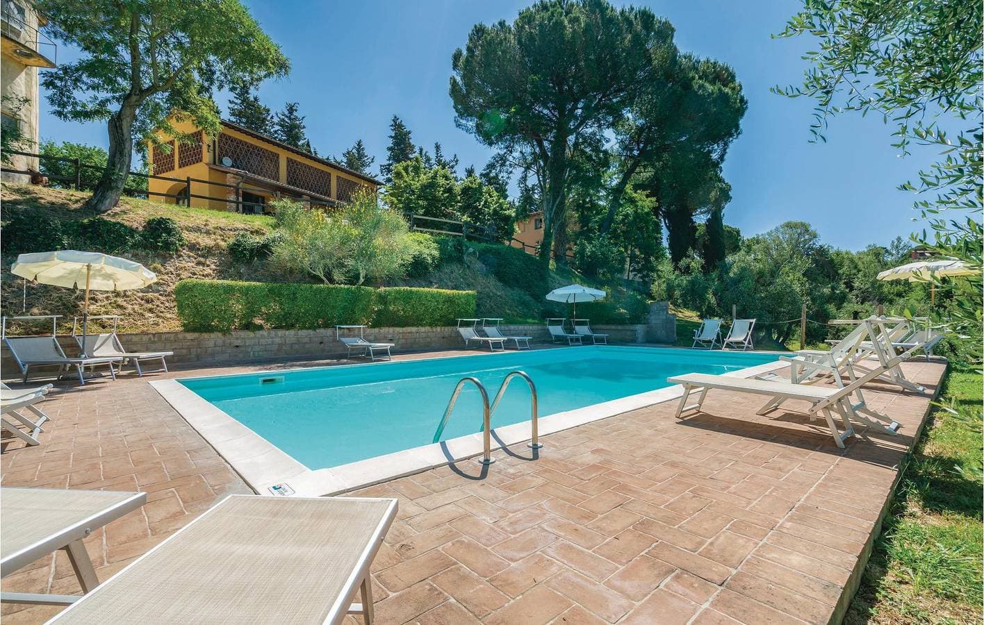 Foto 2 von 14: Appartement am Pool, Parkplatz, WiFi - 600m zum Fluss