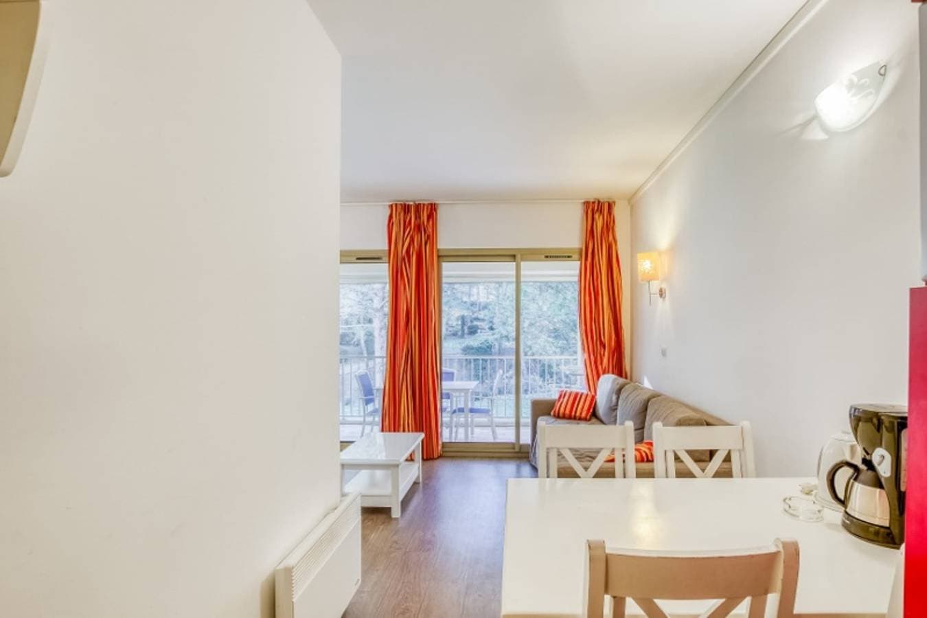 Foto 5 von 24: Ferienwohnung für 4 Personen mit Garten