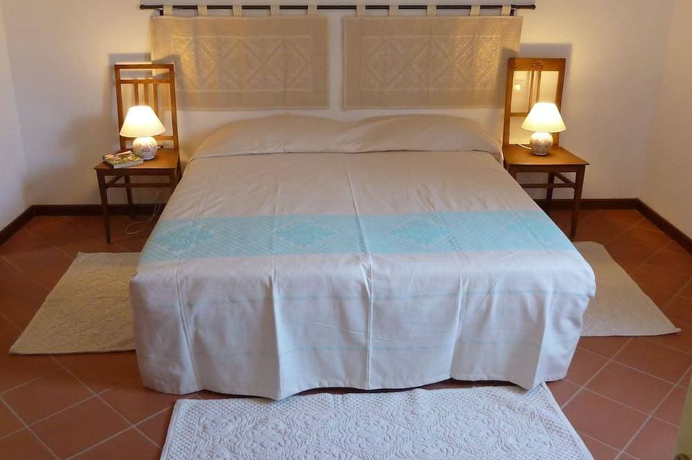 Foto 2 von 27: Charming house with beautiful garden, close to the beach. Free WiFi!