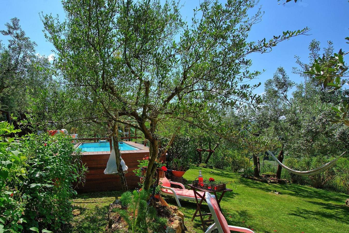 Foto 7 von 32: Villa für 3 Personen mit Pool