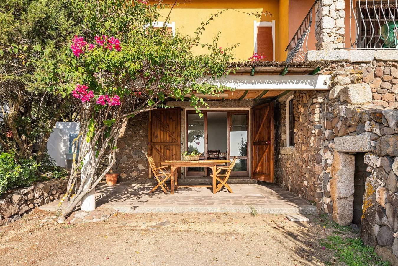 Foto 4 von 35: Villa Camilla mit Meerblick, privaten Terrassen, Garten und Balkon