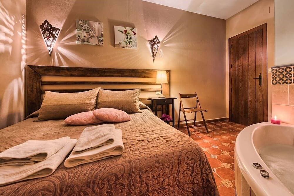 Foto 4 von 30: Ideale Paare, Jaccuzi im Zimmer, Aktivitäten in der Natur