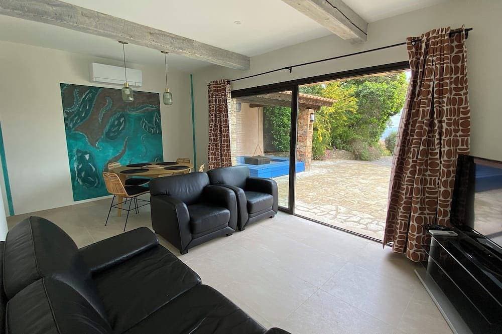 Foto 9 von 26: Großer Privatpool • Ruhige Oase für 2 • Gästehäuschen optional • Côte d’Azur