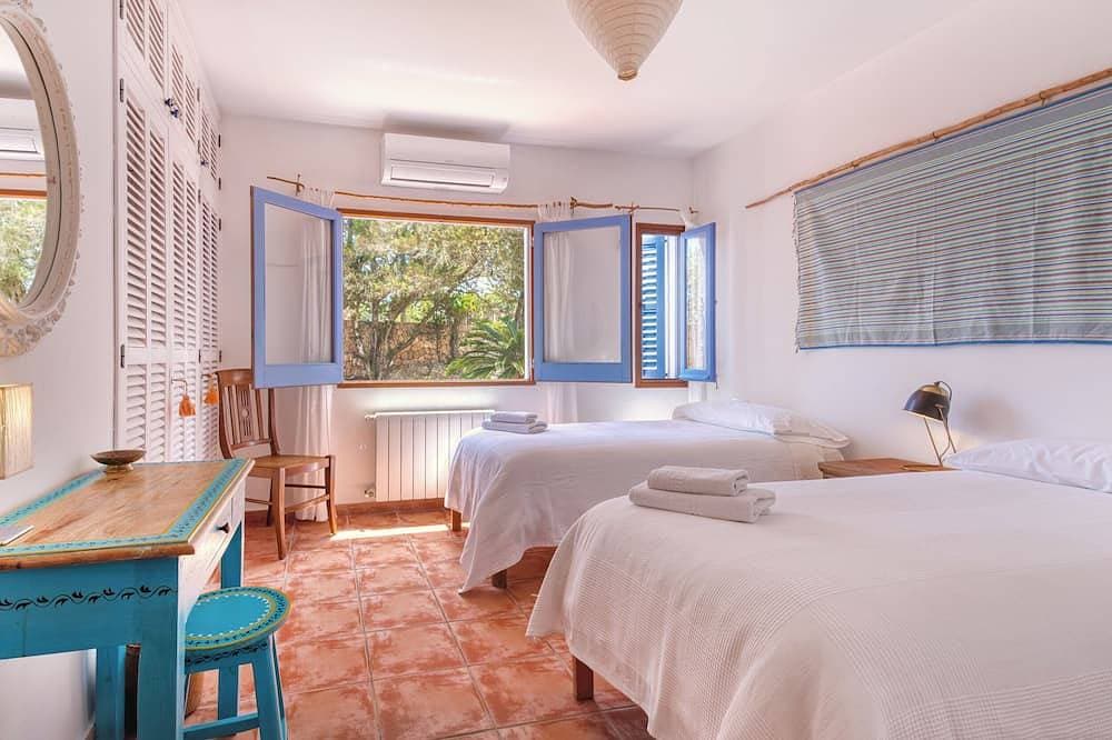 Foto 4 von 30: Schöne Villa für 8 mit grosser pool ideal gelegen.