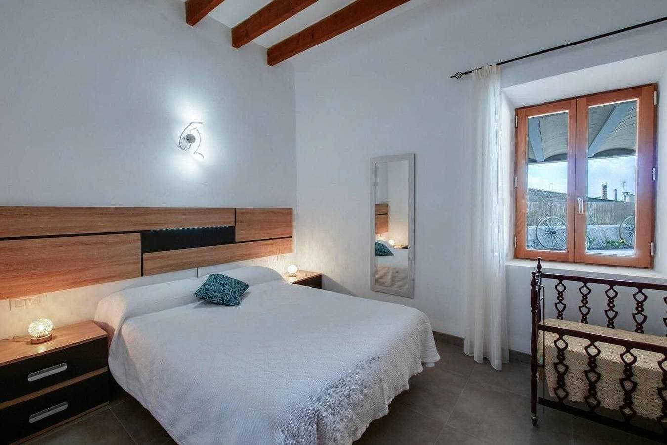 Foto 12 von 35: Ferienhaus Can Tianet mit Bergblick, Pool, WLAN und Terrasse
