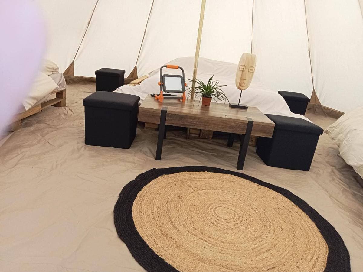 tipi insolite 1 a 4 personnes 1