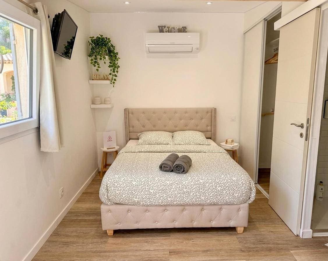 Foto 8 von 18: Two-Bedroom Apartment with Garden View