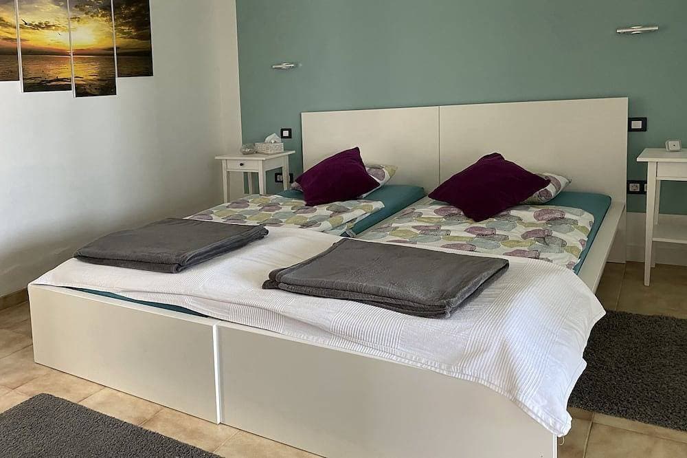 Foto 4 von 30: Ferienhaus mit beheiztem, privatem Pool (>26°) und Meeresblick für 1-6 Personen