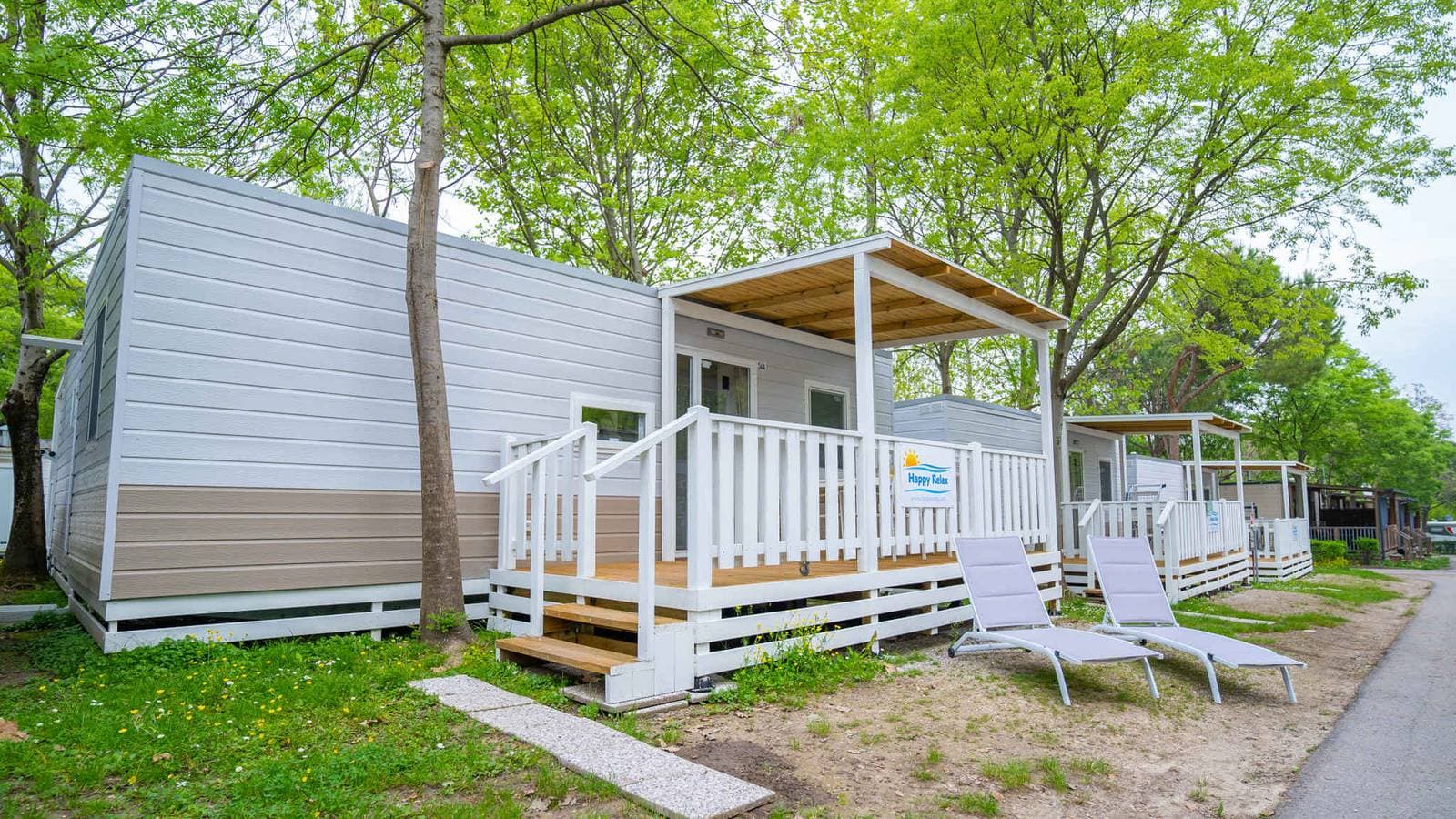 Foto 6 von 31: Mobilehome mit Klimaanlage, Terrasse und Pool