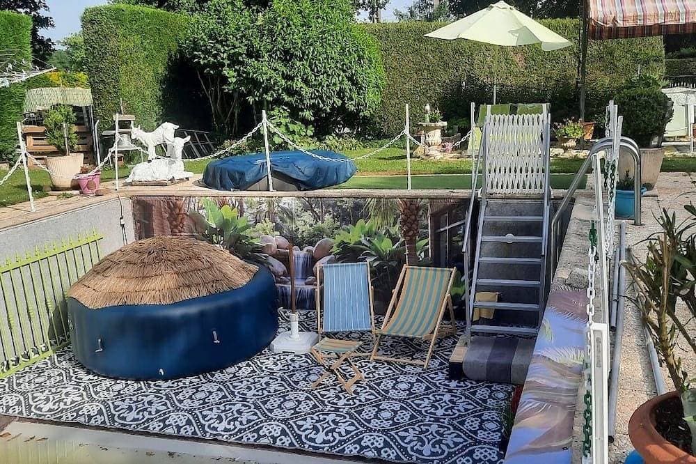 Foto 10 von 16: Les Bosquets: A Charming Bed and Breakfast Where Pets Are Welcome