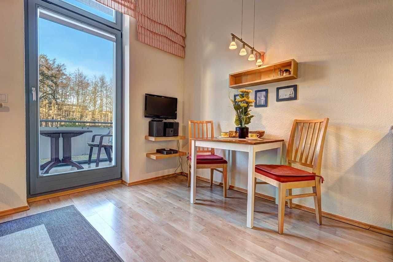 Foto 4 von 10: Villa Inge Whg. 06 in Heringsdorf: Sauna, Balkon & nur 500 m zum Strand