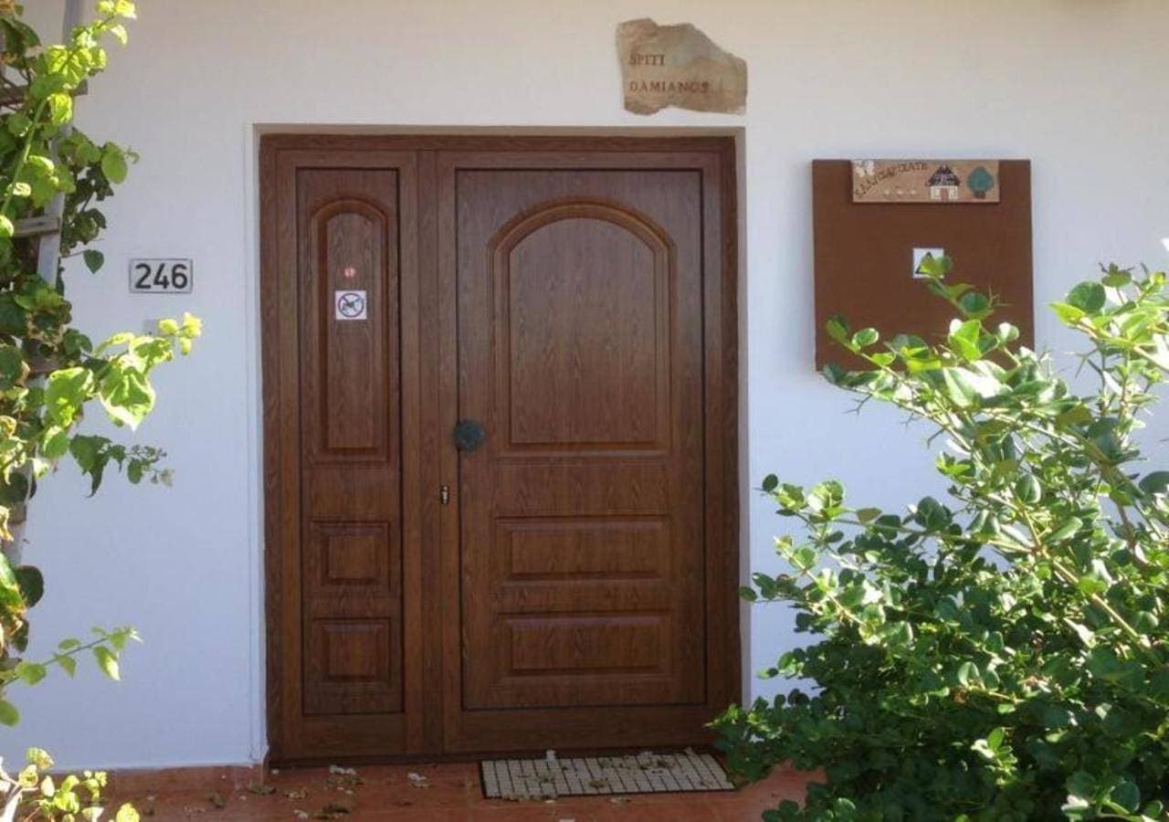 Foto 3 von 45: Three-Bedroom Villa with Private Pool