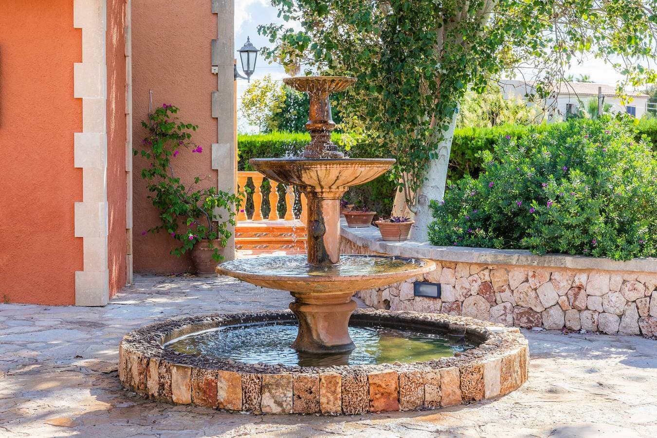 Foto 12 von 37: Rustikales Ferienhaus Es Fasser mit Pool, Garten, Terrassen & WLAN; Parkplätze und Garage vorhanden