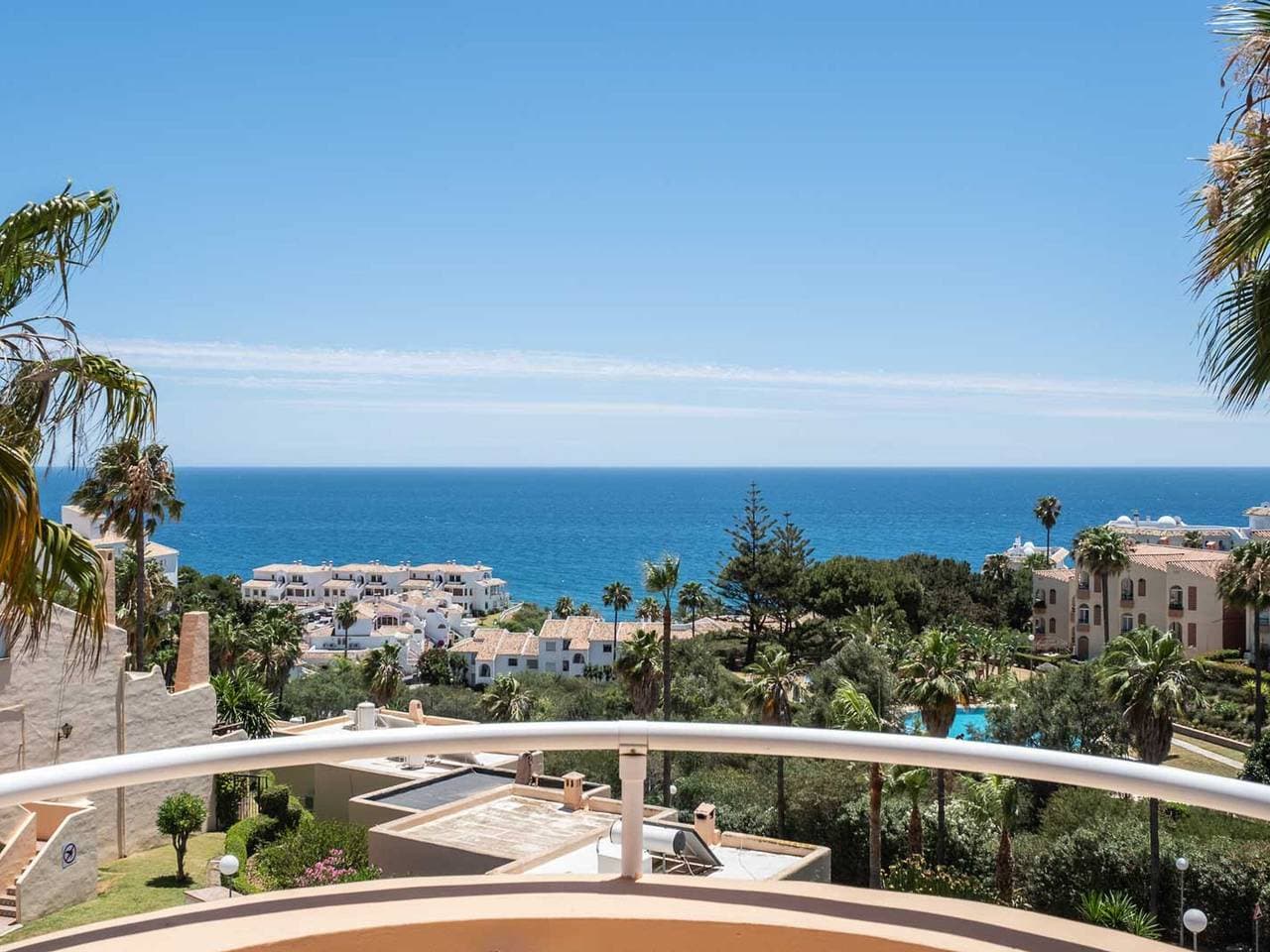 Foto 12 von 35: Am Meer gelegenes Apartment in Mijas mit Pool und Klimaanlage, 2 Schlafzimmer