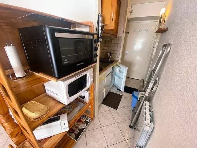 Foto 4 von 14: Studio im Zentrum von Barï1⁄2ges in der Nähe des Gartens