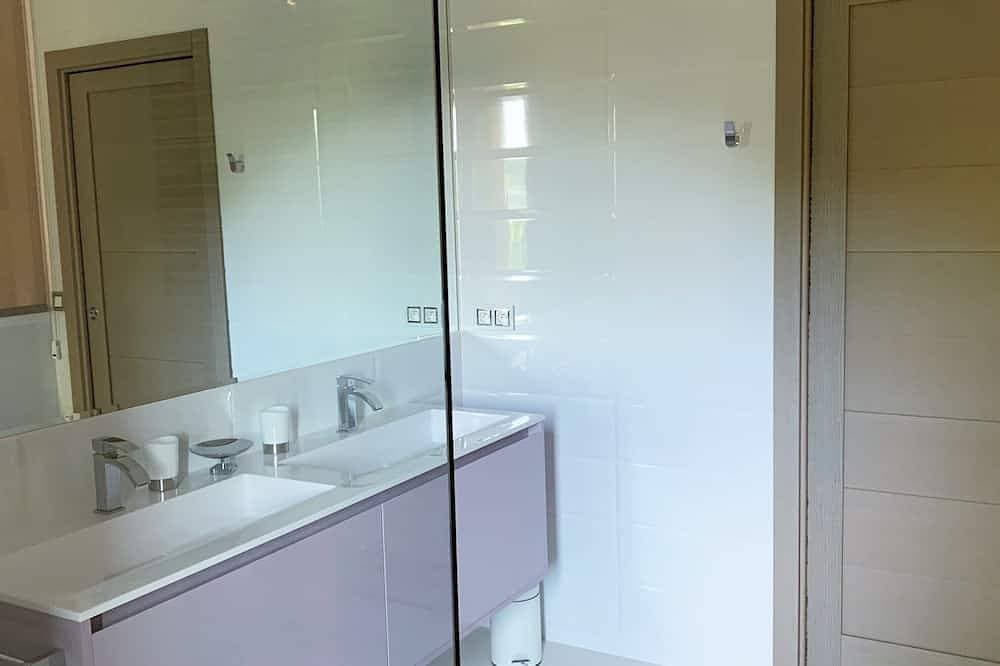 Foto 11 von 30: 5* Apartment in Villa mit Meerblick, exklusiver Pool, Klimaanlage, All Inclusive