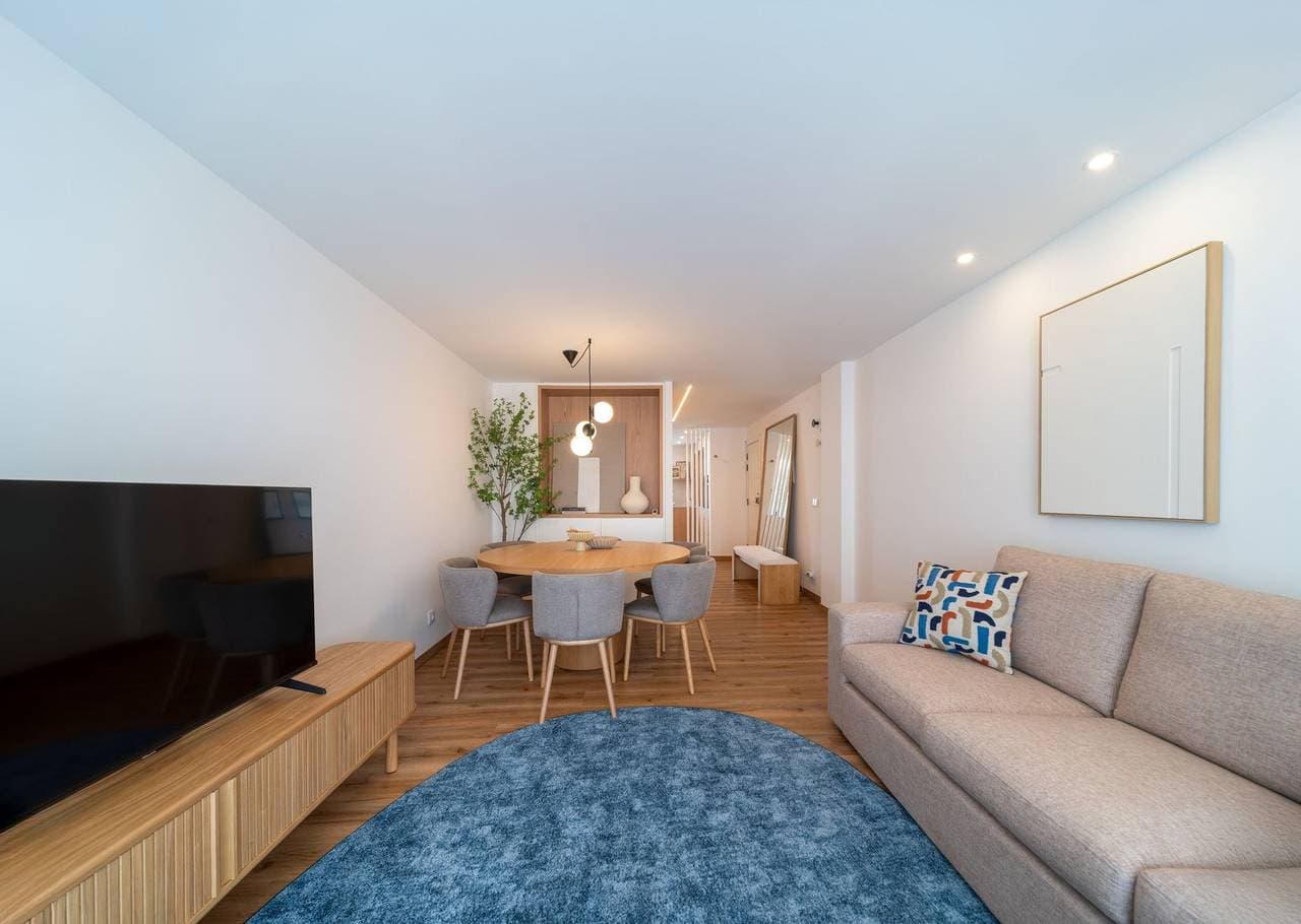 Foto 4 von 38: Ferienwohnung für 6 Personen mit Balkon