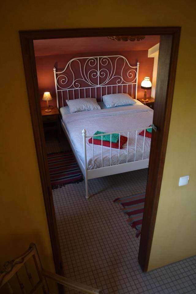 Foto 8 von 12: Double Room with Shared Bathroom
