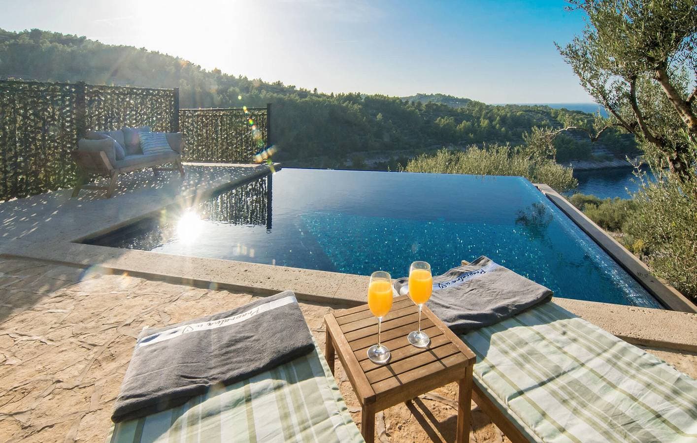 Foto 3 von 30: Urlaub am Meer: Gemütliche Ferienwohnung mit Pool, Terrasse und Parkplatz