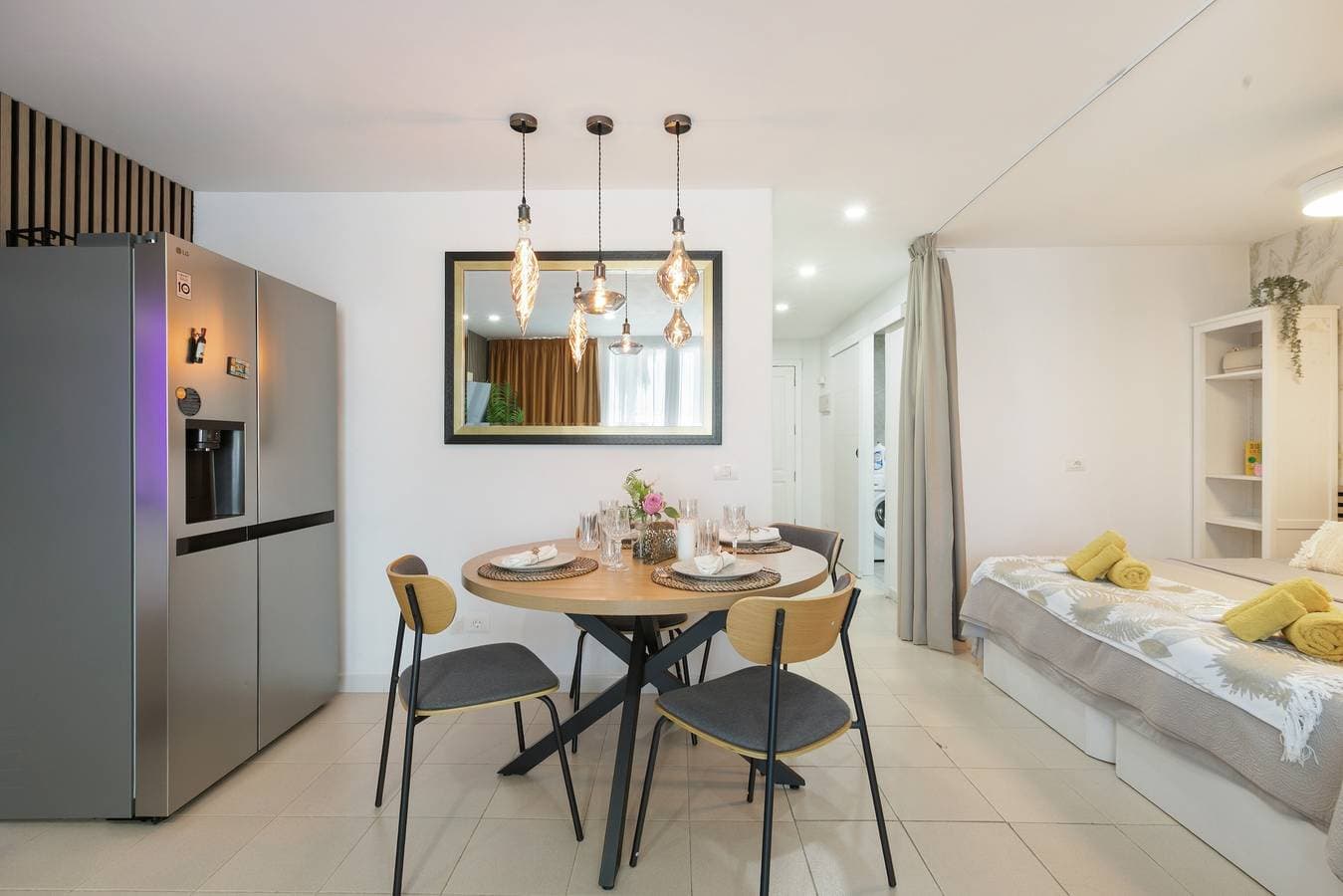 Foto 6 von 27: Ferienwohnung „Infinity Summer“ mit Bergblick, WLAN und Klimaanlage