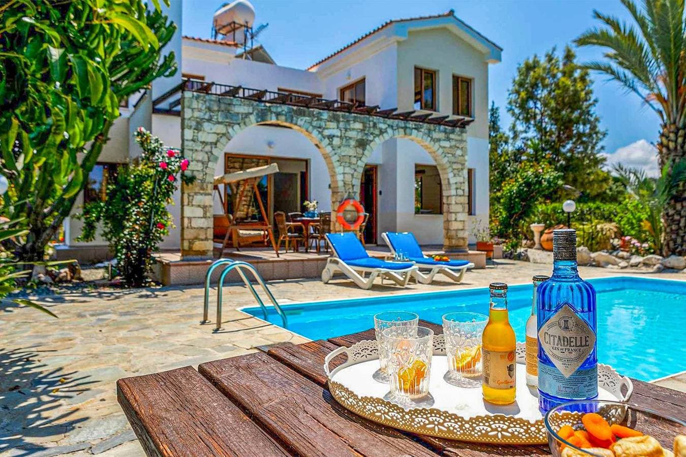 Foto 8 von 29: Villa für 6 Personen mit Terrasse