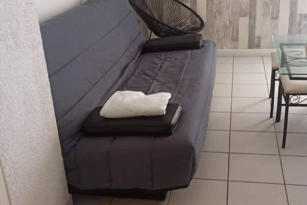 Foto 6 von 30: Fully-equipped T2 apartment in Port de Canet-en-Roussillon, ground floor, near beach.
