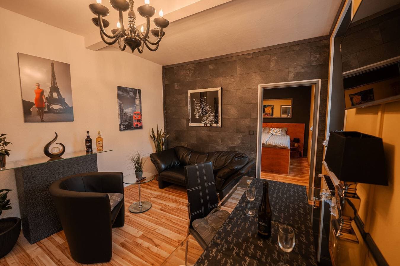 Foto 7 von 15: Ferienwohnung '2' mit privatem Garten und WLAN