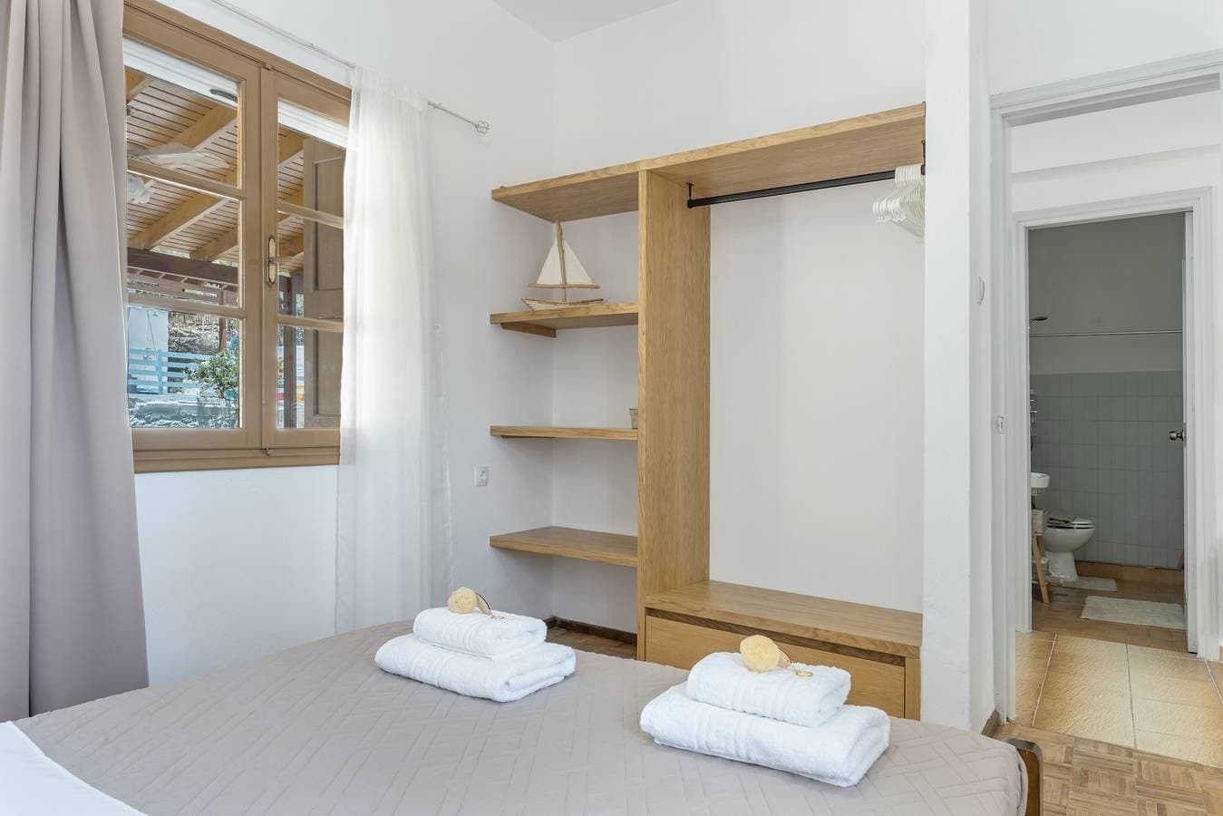 Foto 11 von 31: Ferienhaus 'Peter's Paradise' mit Meerblick, WLAN und Klimaanlage