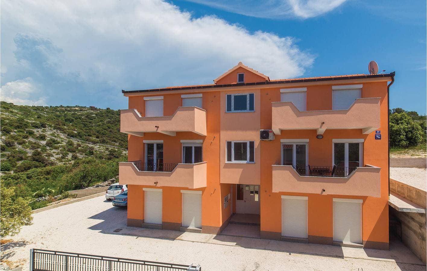Foto 3 von 19: Gemütliche Wohnung mit Terrasse, WLAN und Parkplatz, 1,5 km vom Strand entfernt