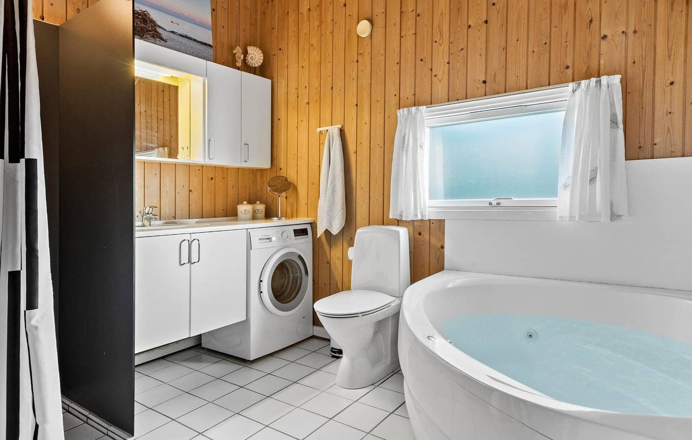 Foto 10 von 18: Ferienhaus für 4 Personen mit Whirlpool