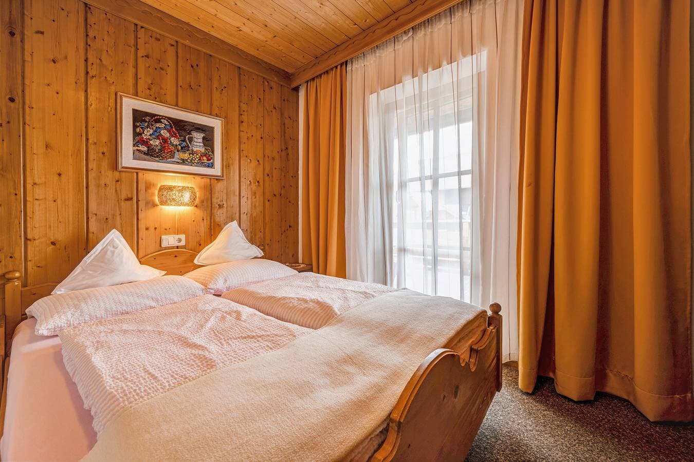 Foto 6 von 17: Ferienwohnung 'Schwalbennest' mit Bergblick, WLAN, Balkon und Garten