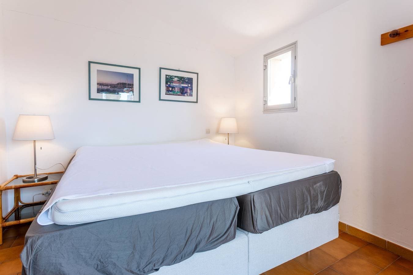 Foto 13 von 30: Ferienhaus 'Maison De Gathen' mit Meerblick, Gemeinschaftspool und Klimaanlage