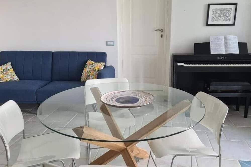 Foto 9 von 18: 3 Bedroom Apartment - Torre di Minuta, Amalfi Coast