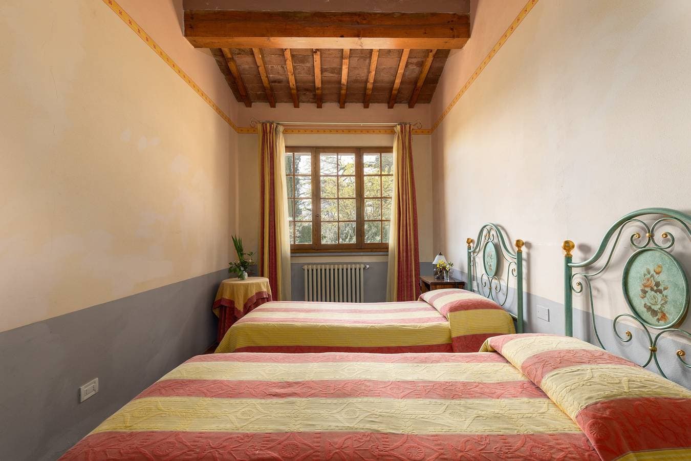 Foto 4 von 25: Villa 'La Limonaia' mit gemeinschaftlich genutztem Pool, privater Terrasse und WLAN