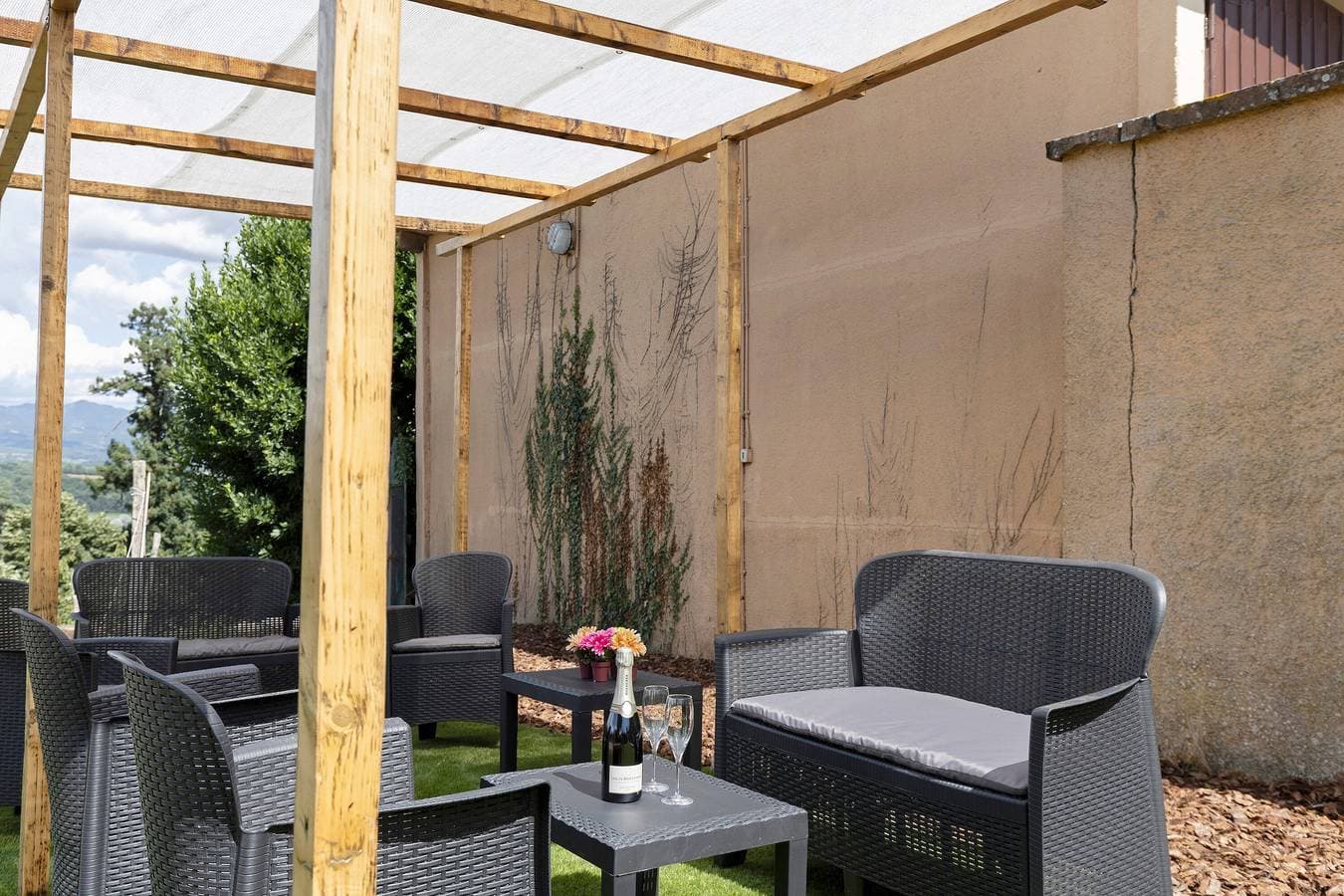 Foto 7 von 18: Zimmer 'Bellavista Cottage Gelsomino' mit Gemeinschaftsgarten, WLAN und Klimaanlage