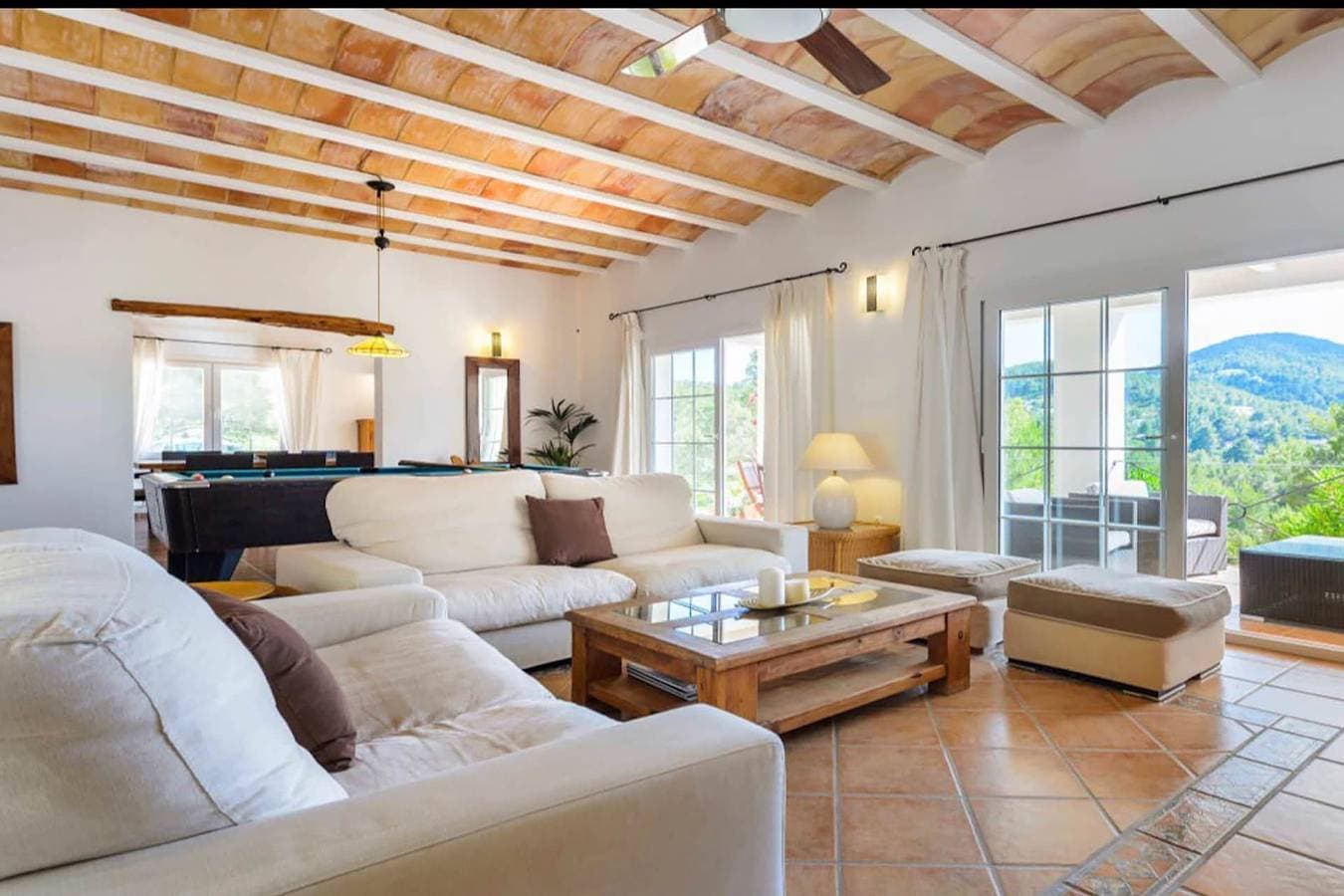 Foto 5 von 22: Villa für 6 Personen mit Balkon
