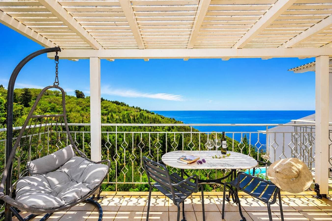 Foto 9 von 17: Villa für 2 Personen mit Balkon