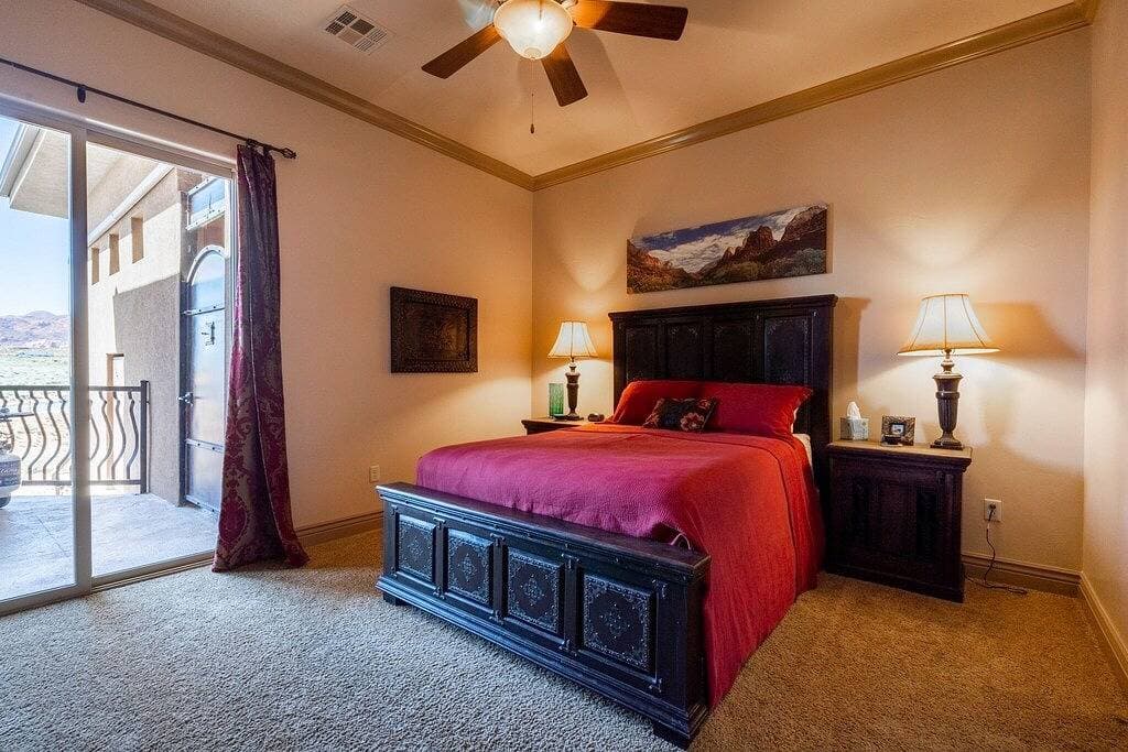 Foto 11 von 21: Dreamy 2-bedroom condo with sweeping desert views