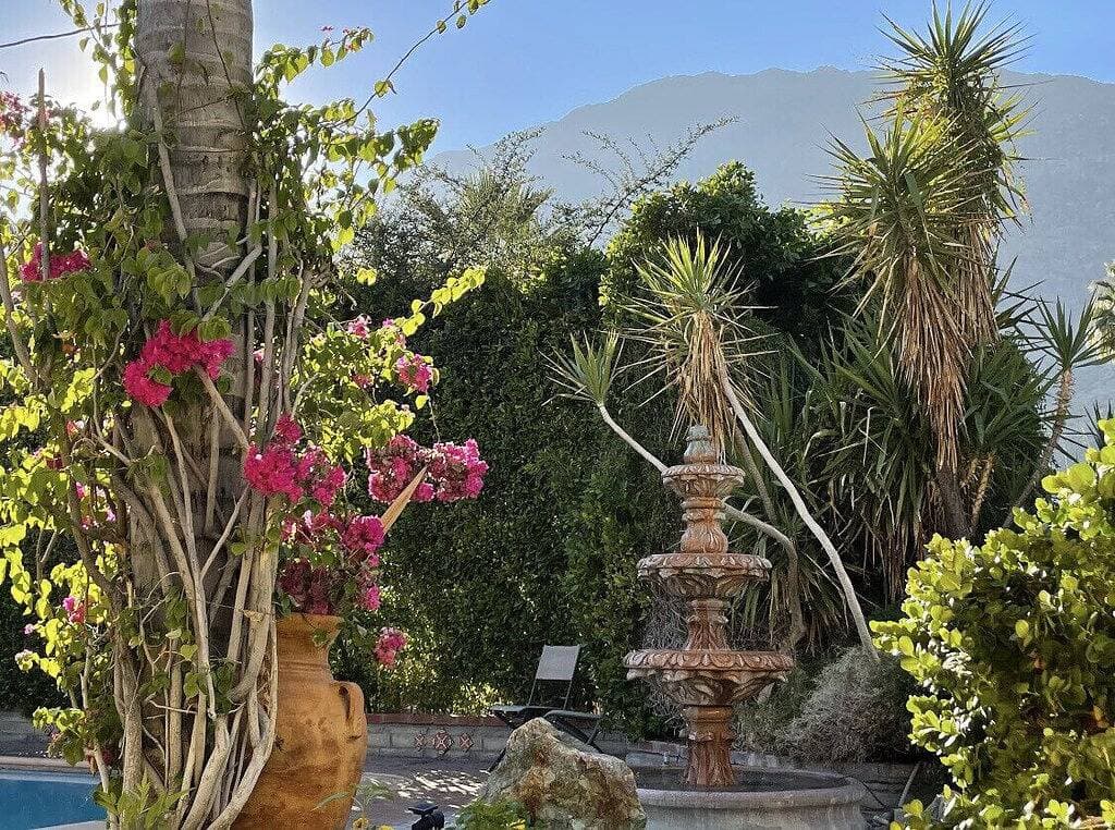 Foto 2 von 27: 🌸Room 2️⃣ in a former boutique hotel, two blocks from Downtown Palm Springs 🌞