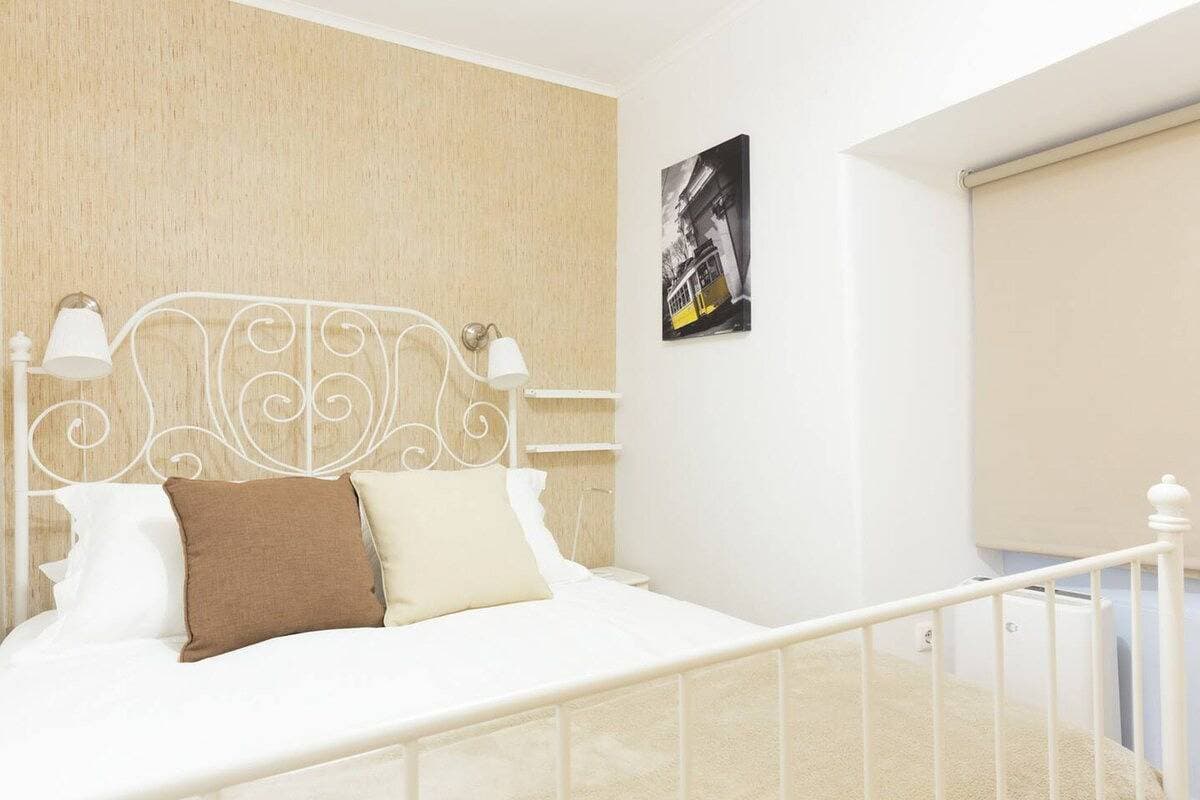 Foto 4 von 25: Live Alfama mit der Straßenbahn 28 | 1Br