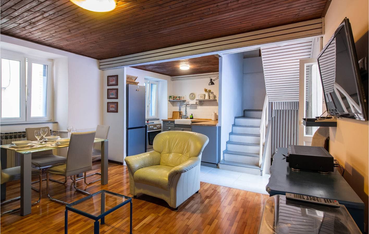 Foto 5 von 33: Gemütliche 1-Zimmer-Wohnung in der Nähe der Küste und des Stadtzentrums mit Terrasse und Parkplatz