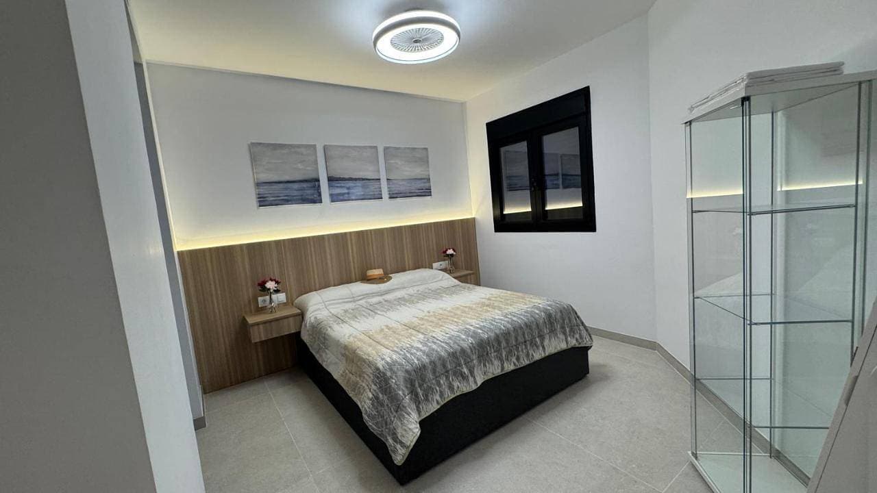 Foto 5 von 20: Two-Bedroom Apartment