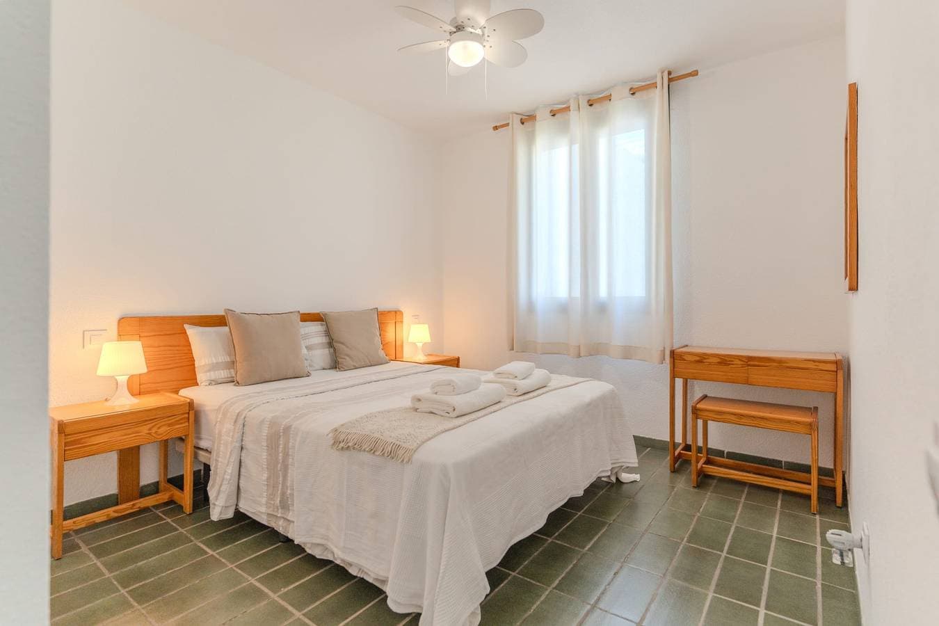 Foto 3 von 17: Ferienwohnung für 4 Personen mit Terrasse