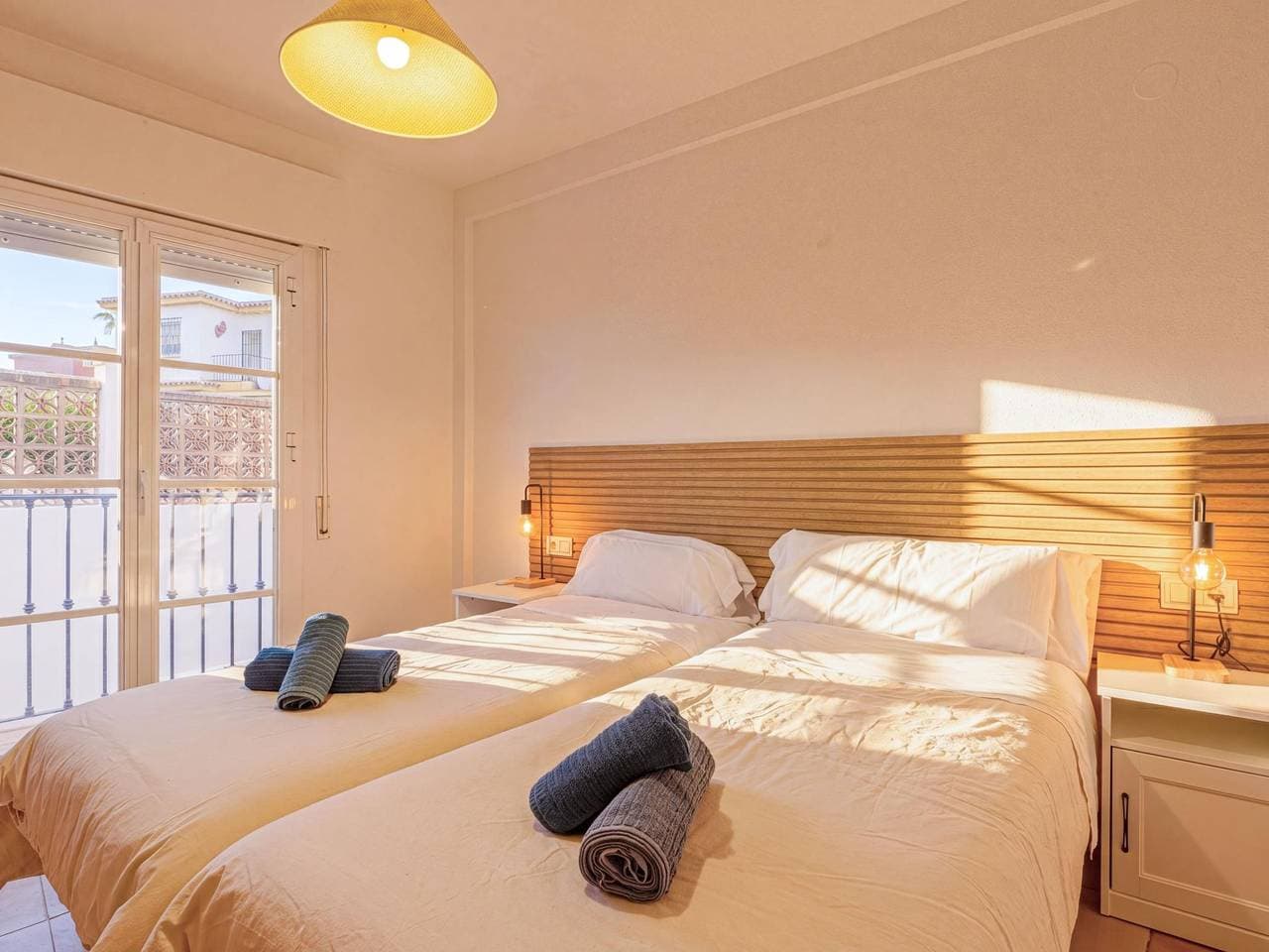 Foto 11 von 47: Apartment mit Meerblick, Parkplatz, Pool und Terrasse - 100m zum Strand von Benajarafe