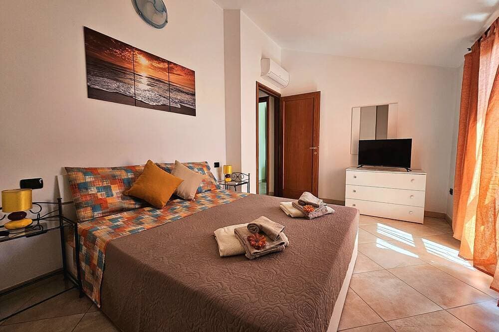 Beatrice House, 2 km from the sea, 50 meters from the museum of the Giants of Mont'e Prama 1
