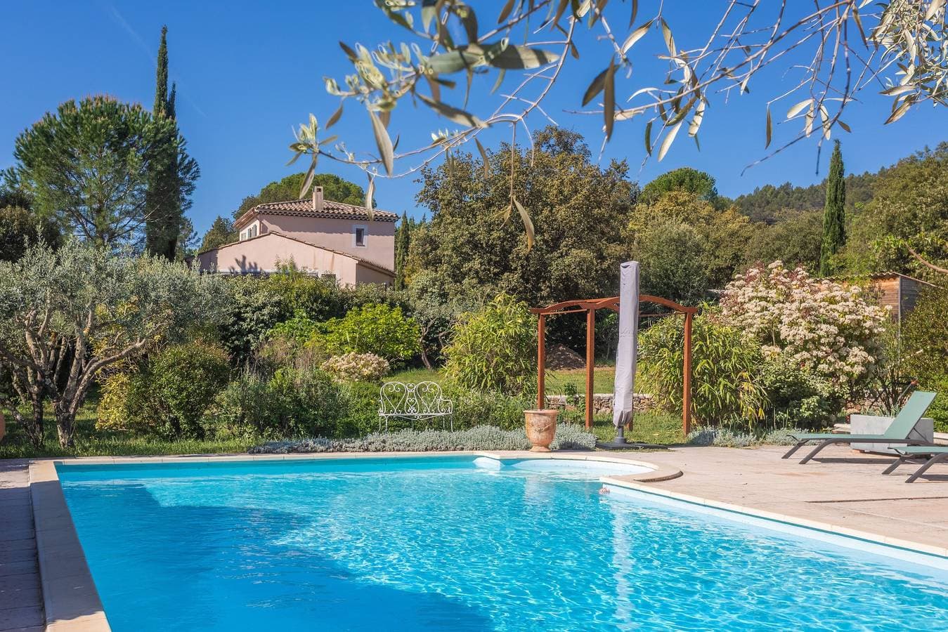 Foto 13 von 26: Ferienhaus 'Bastidon Cotignac' mit Gemeinschaftspool, privatem Garten und WLAN